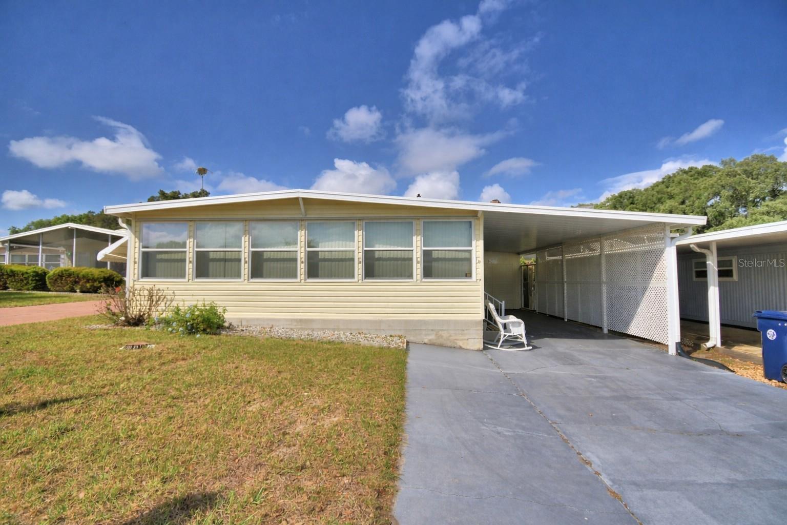 169 Paradise Ln photo 1