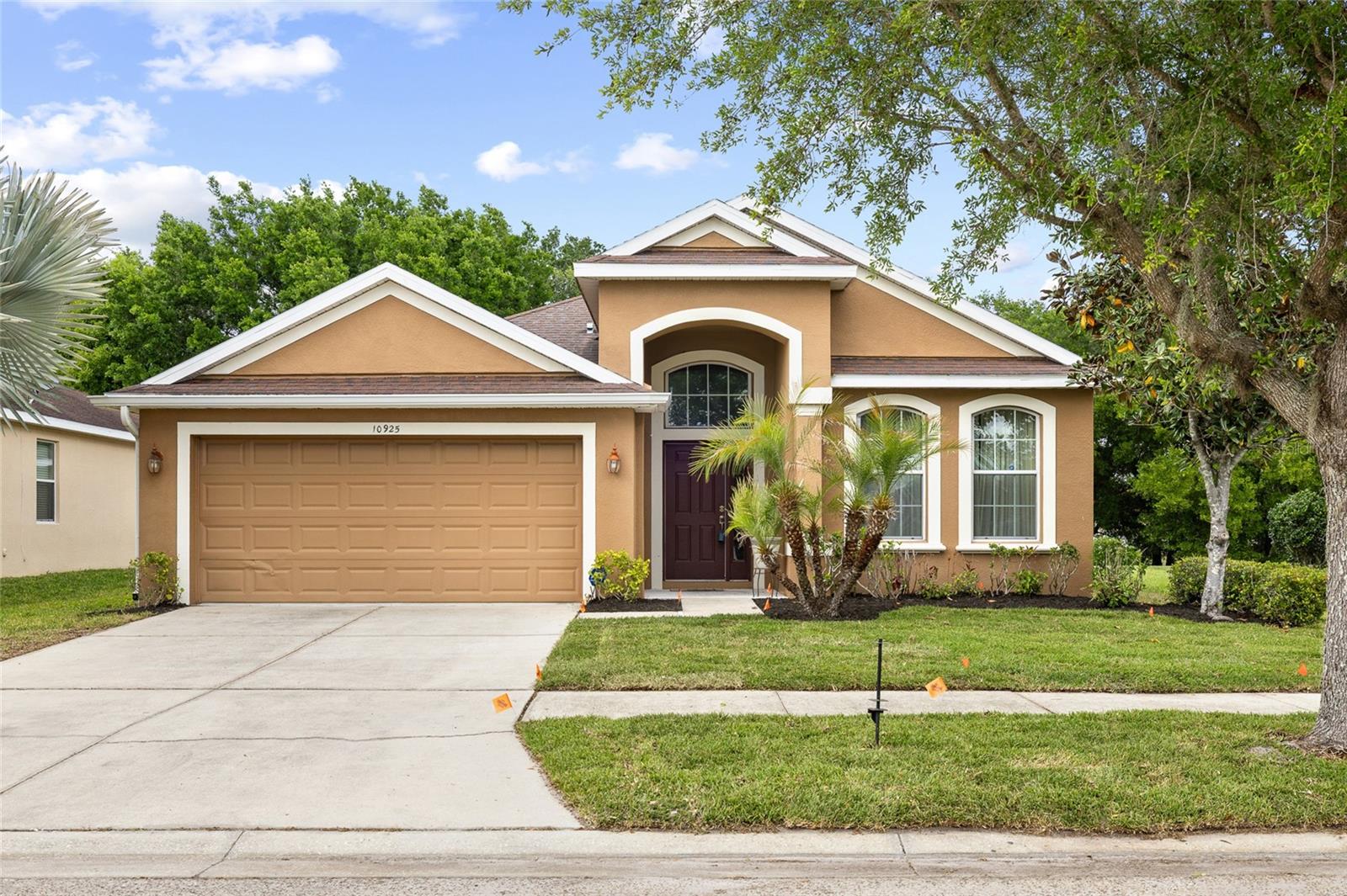 10925 Rockledge View Dr photo 1