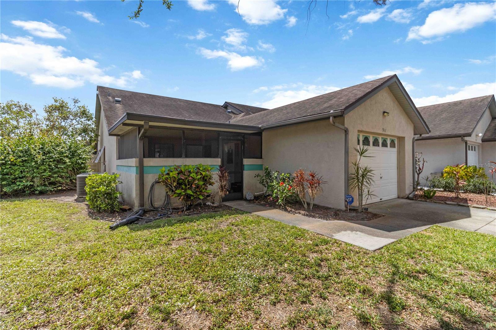 311 40th CT W photo 1
