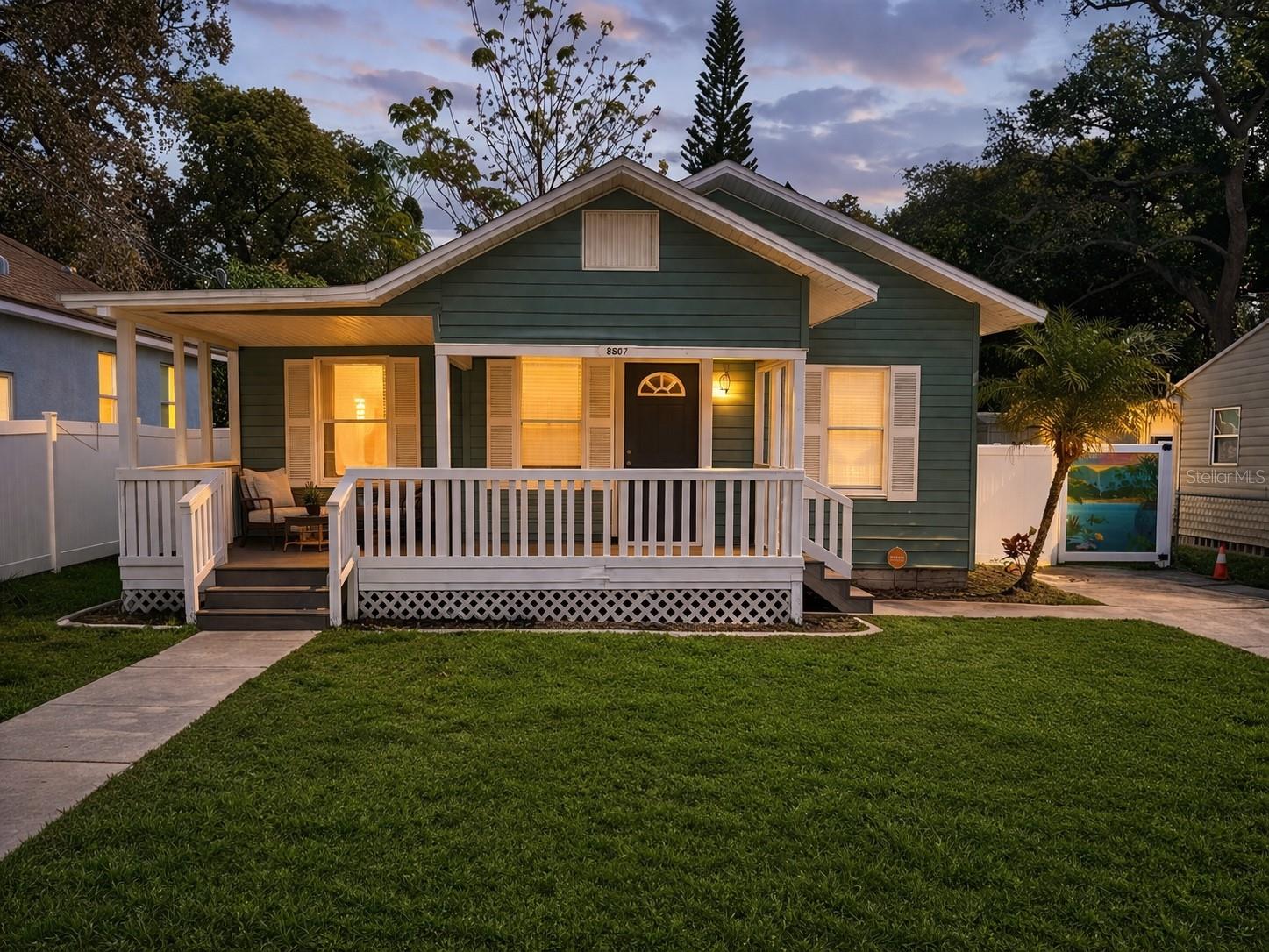 8507 N Edison