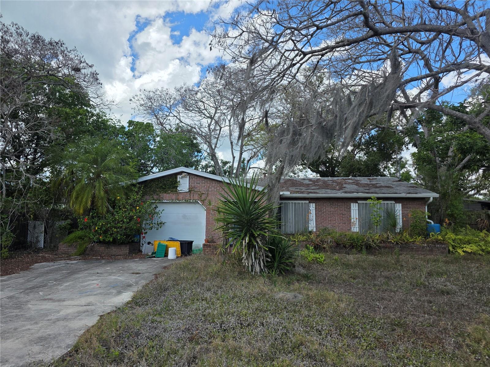 1016 Greer Dr photo 1