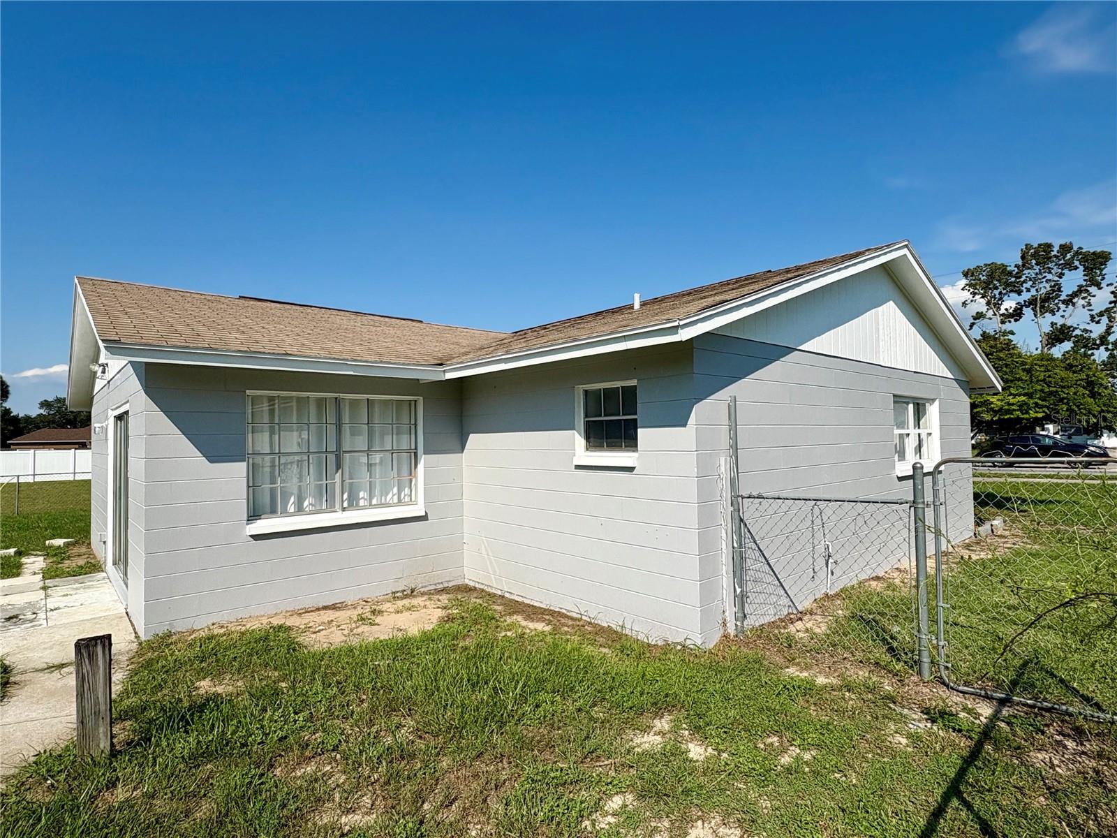 5389 Mariner Blvd