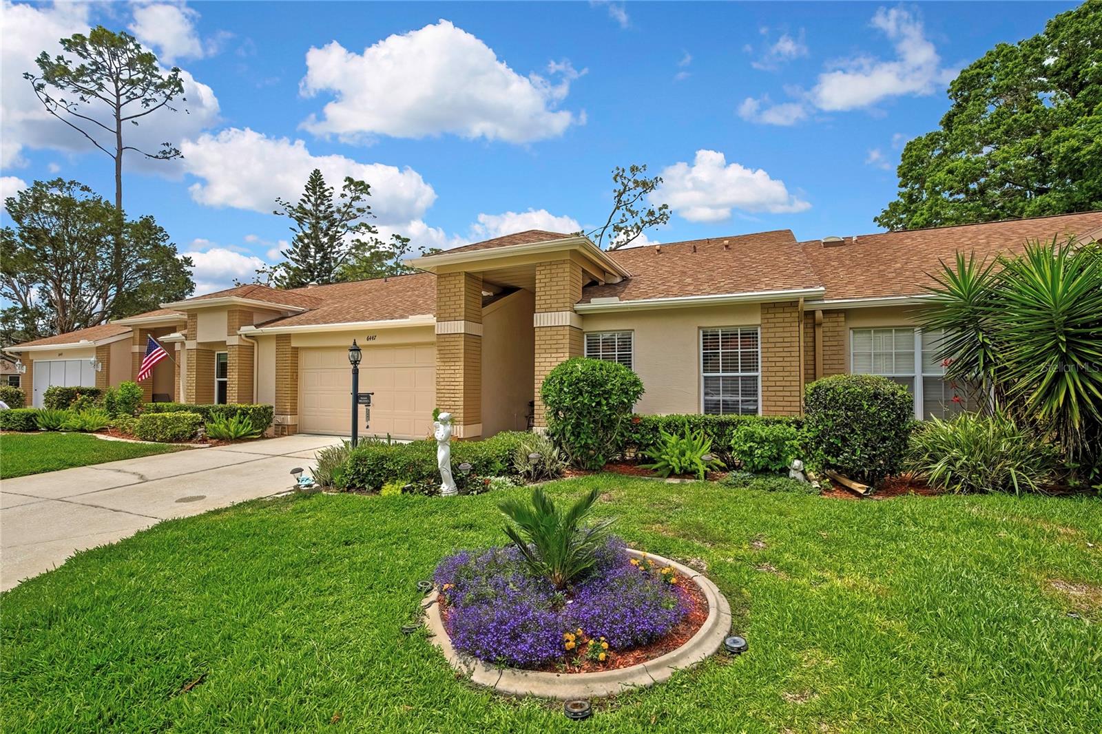 6447 Pine Walk Dr