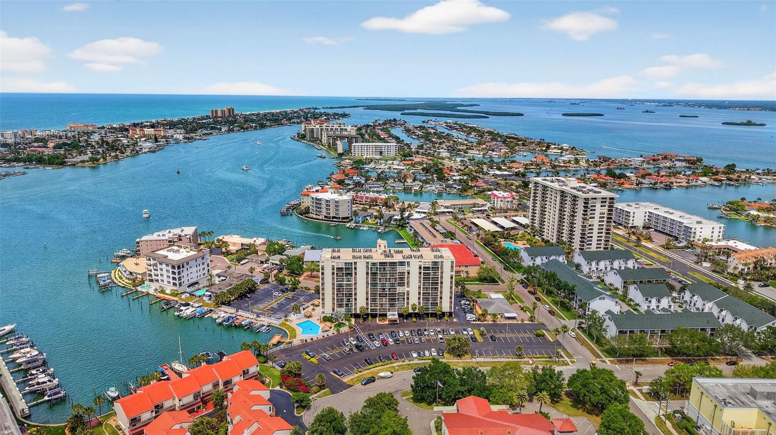 255 Dolphin Pt #211 photo 1