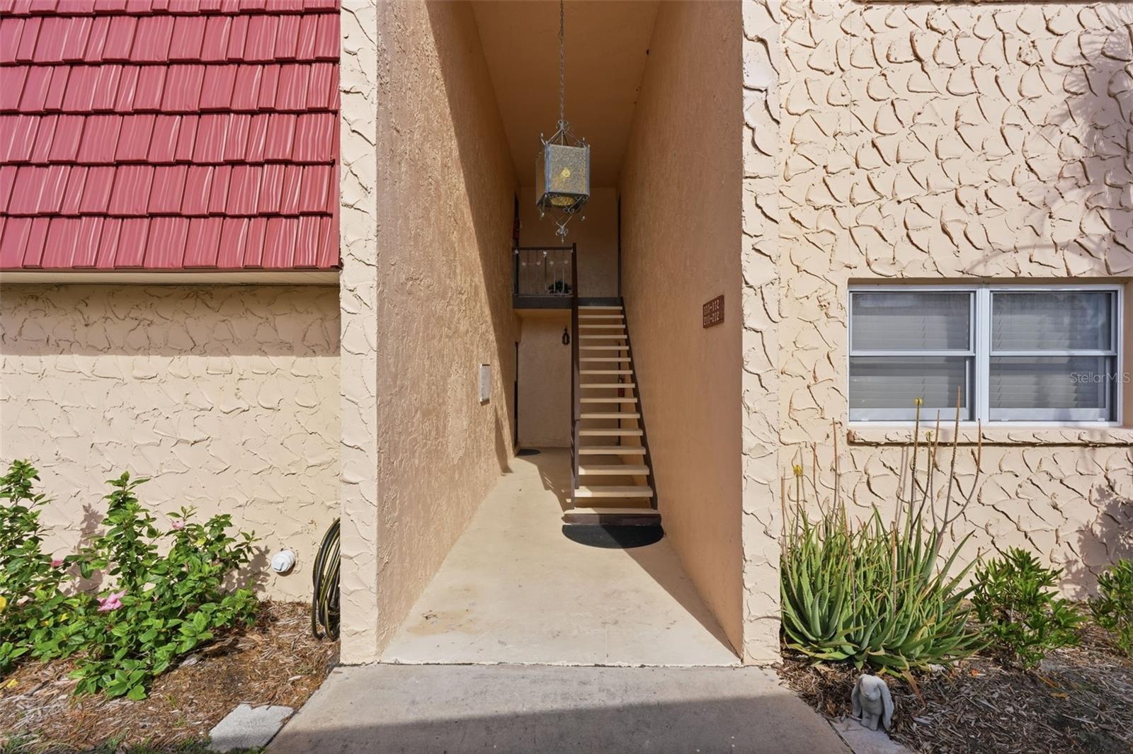 212 Cedarwood Cir #212