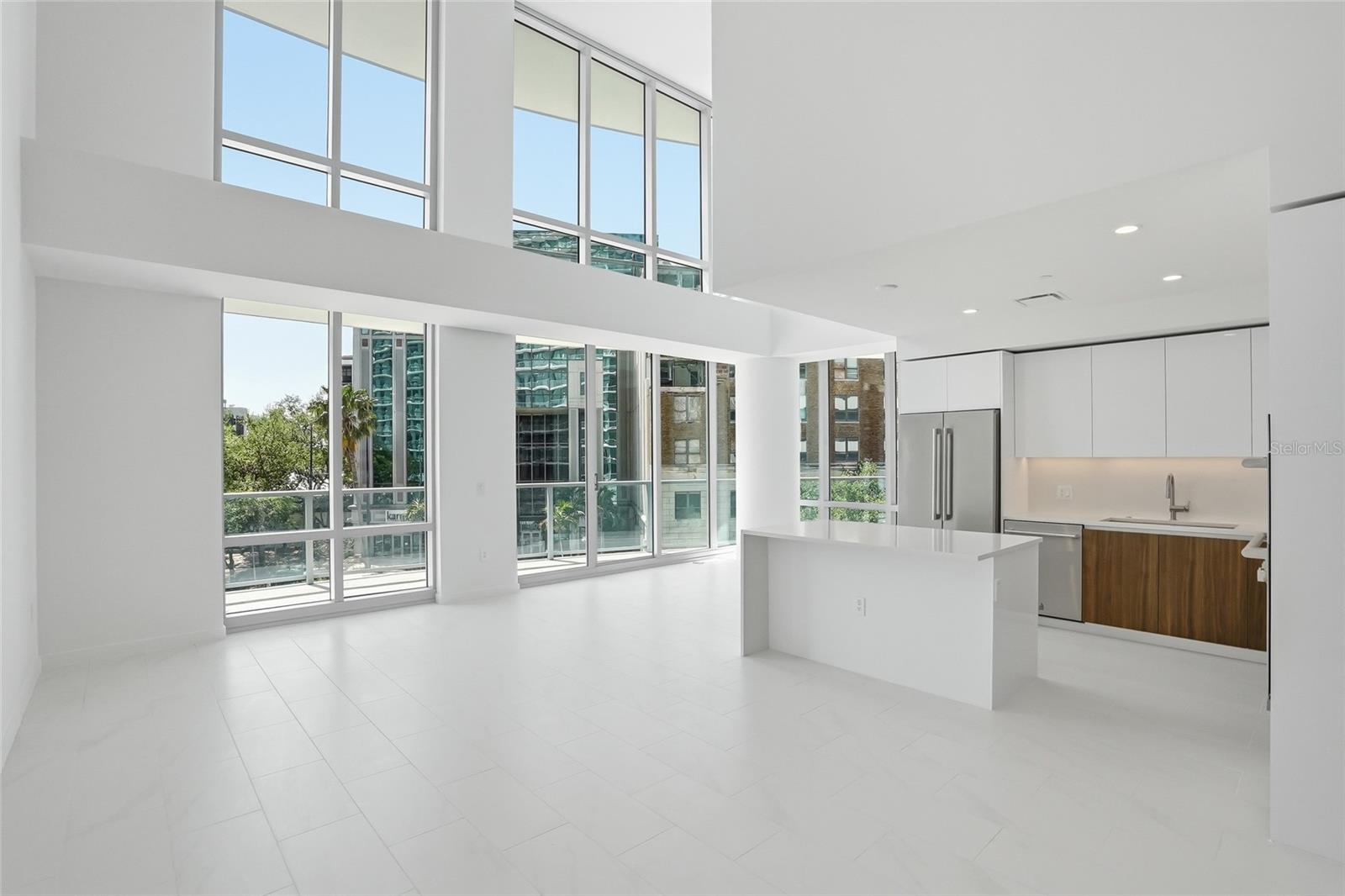 400 Central Ave #301