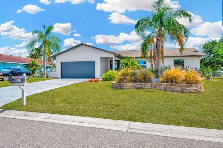 721 Eagle Ln