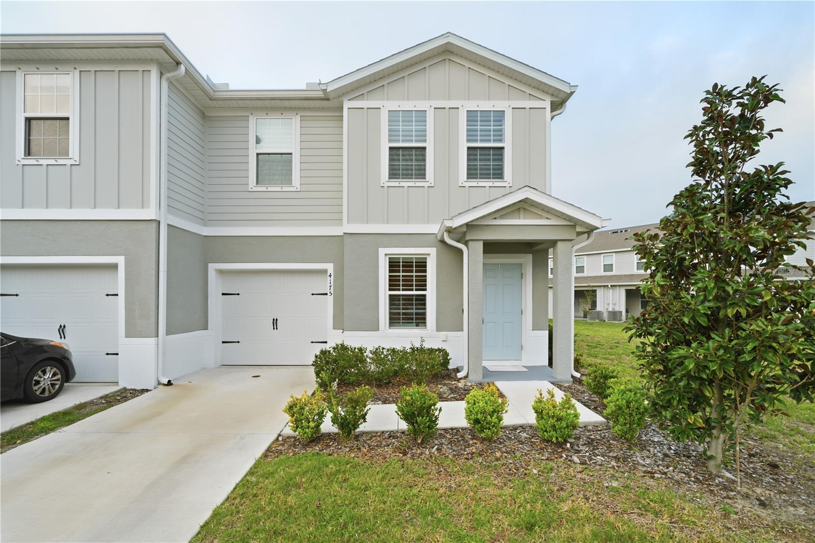 4175 Harbour Palm Dr photo 1