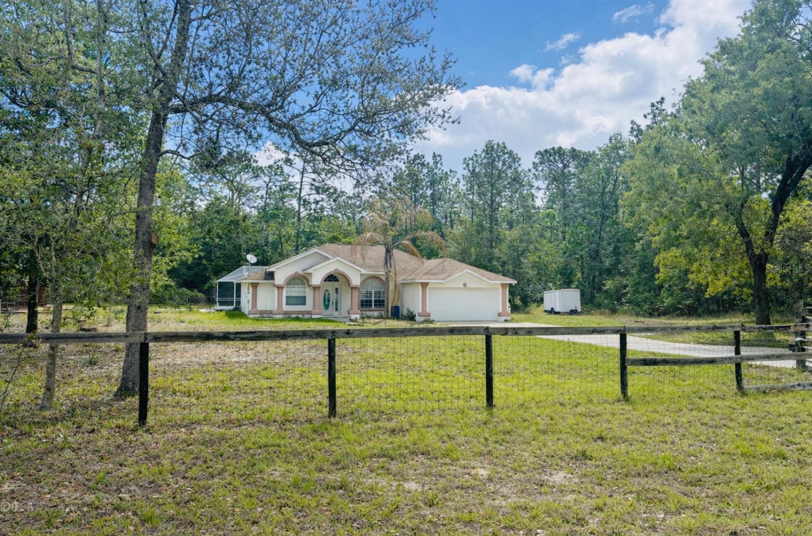 8390 Langworthy Dr