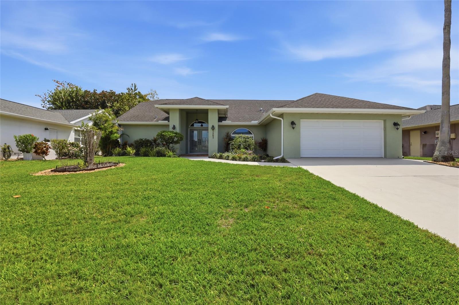 5207 86th Street CT W photo 1