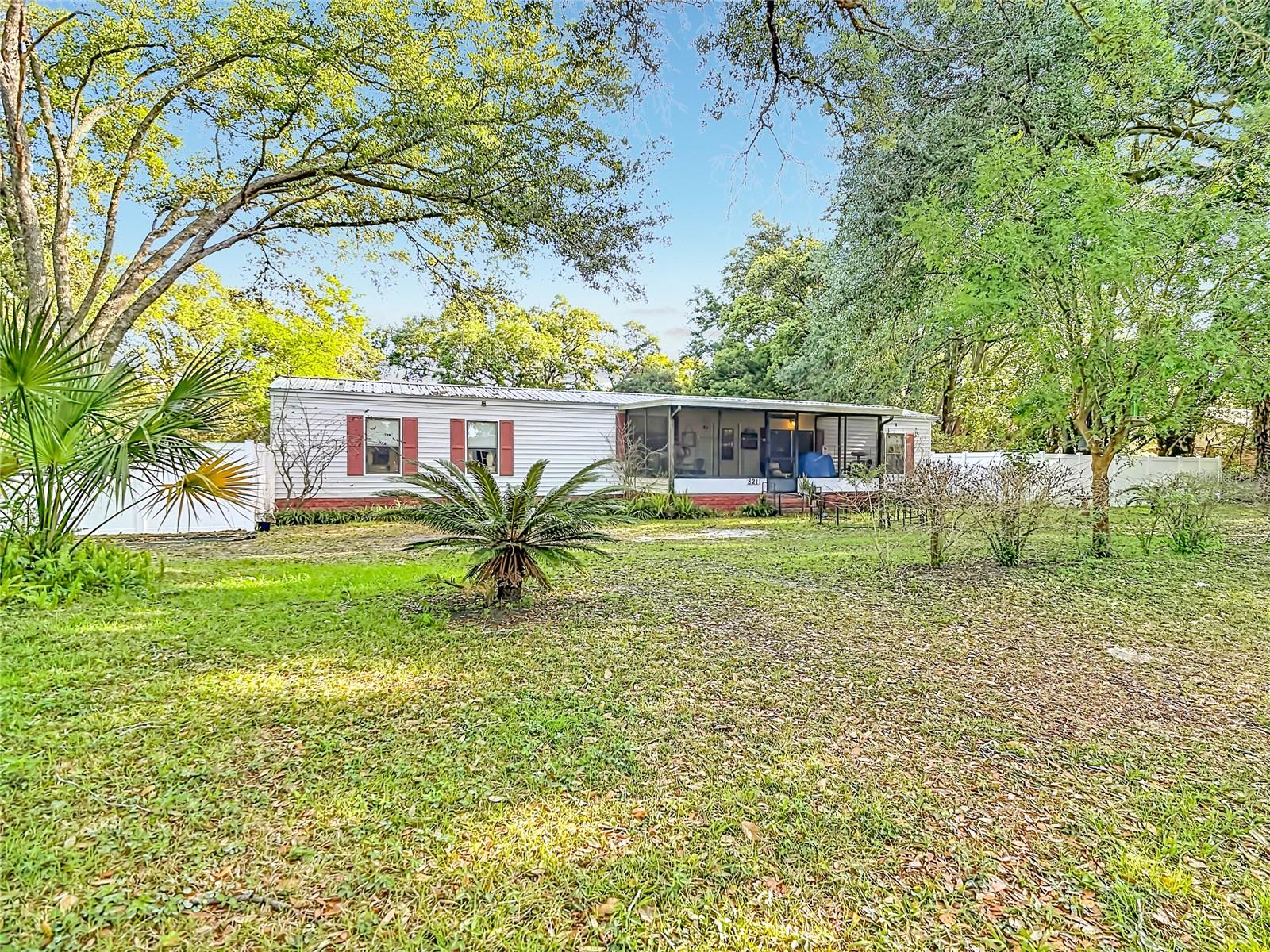 821 Irene Dr