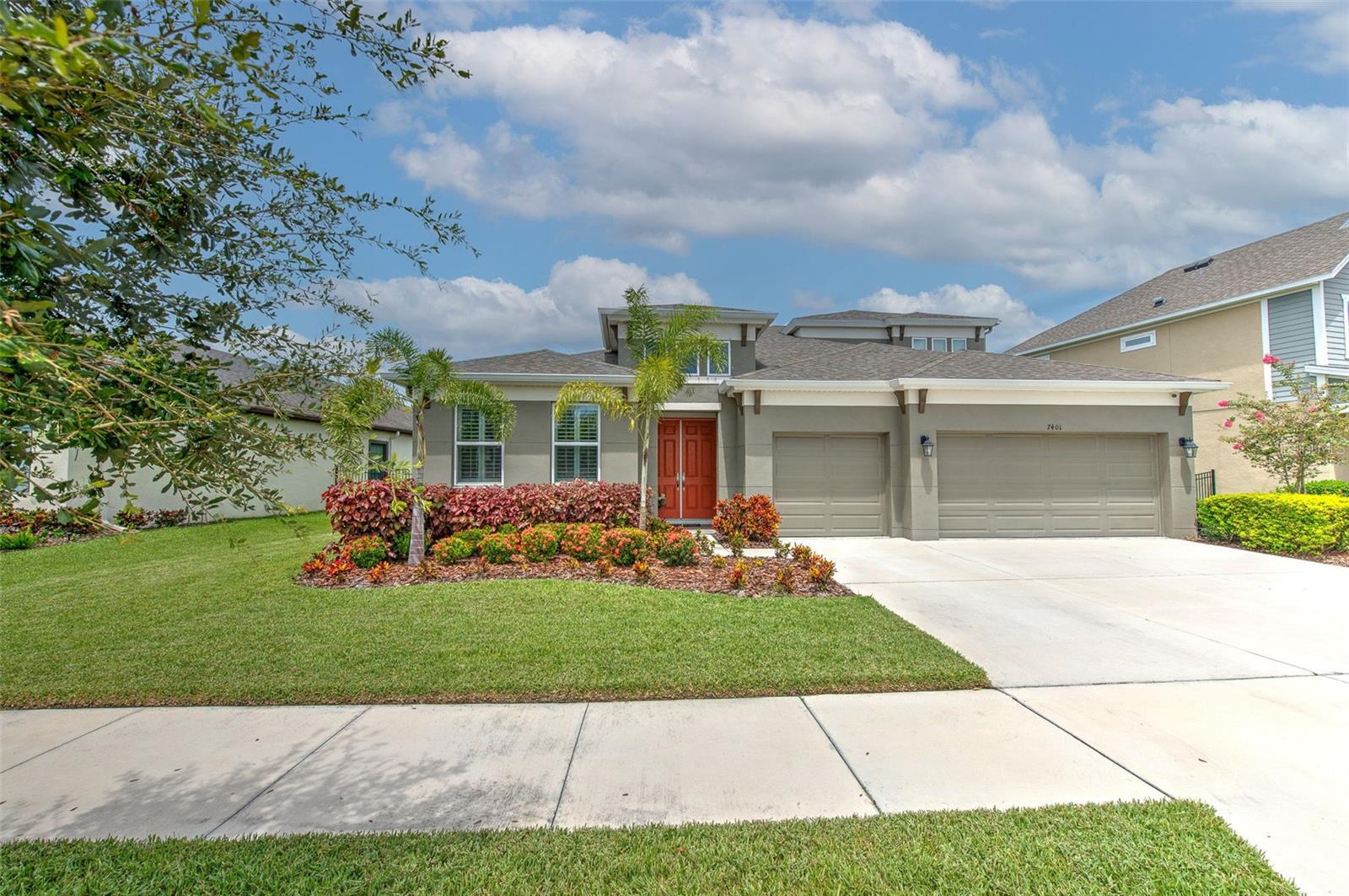 7401 Paradiso Dr