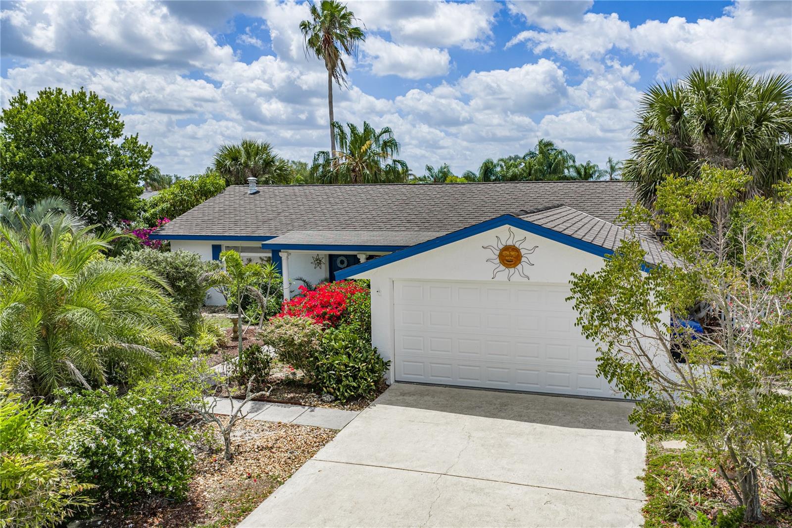 906 Sago Palm Way