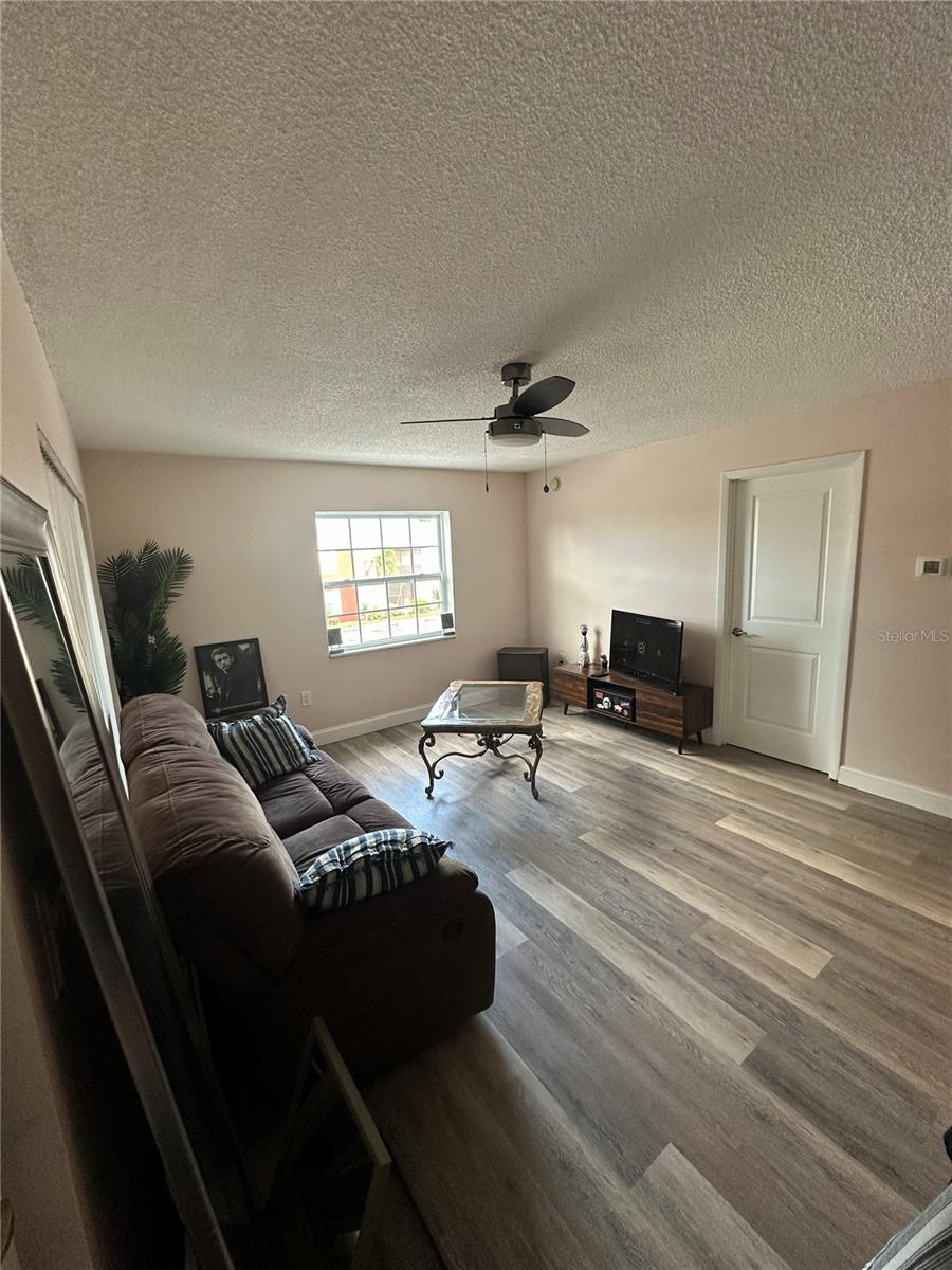 1084 82nd Ter N #1084E