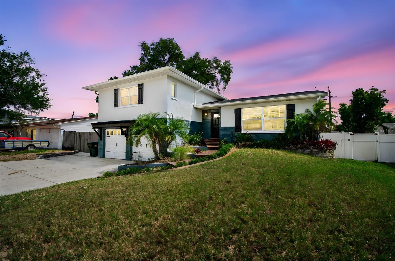 13548 Bellewood Ave photo 1