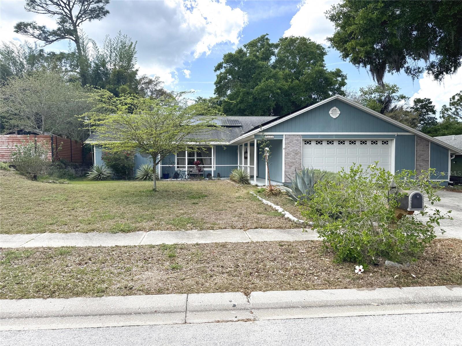 2098 Brent Pl photo 1