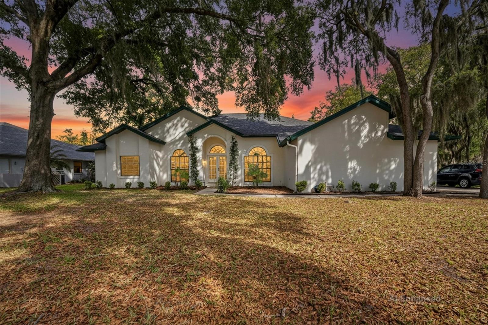 2904 Pine Club Dr