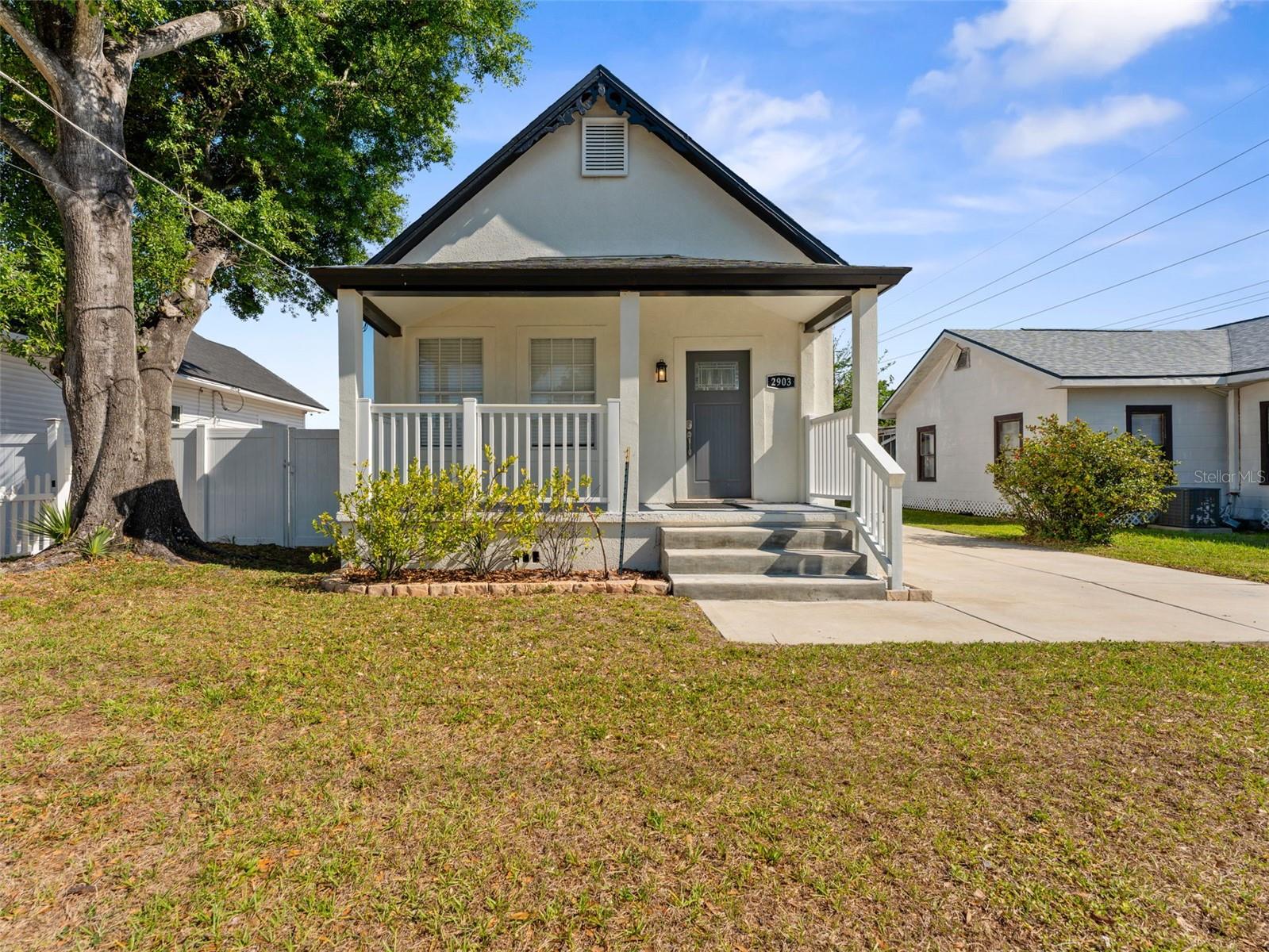 2903 W Ivy St photo 1