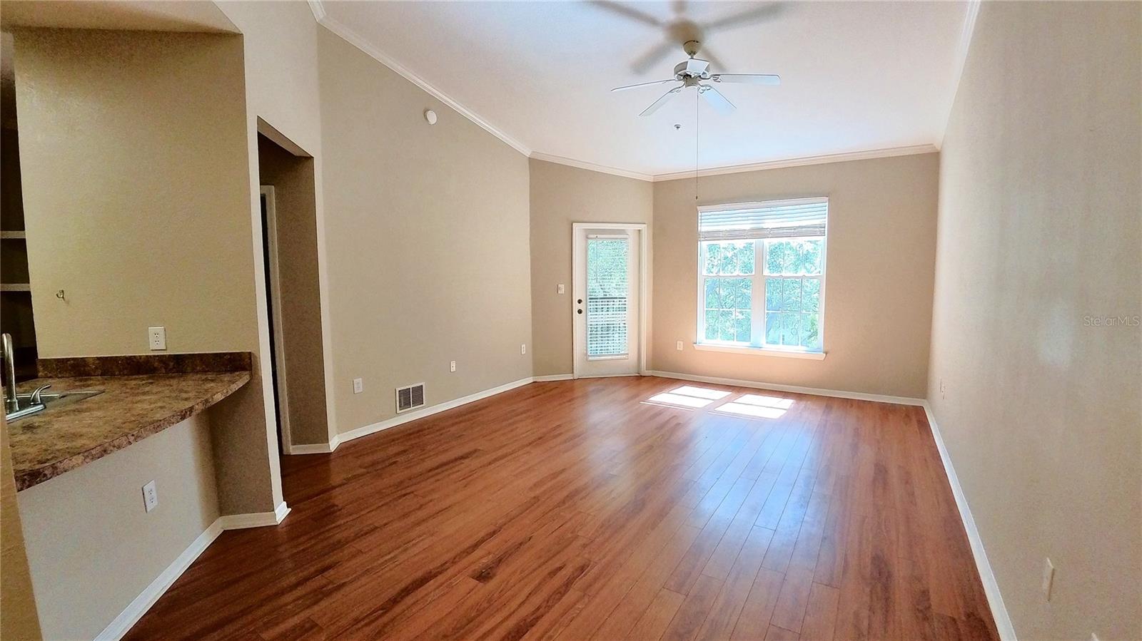 10017 Courtney Palms Blvd #304