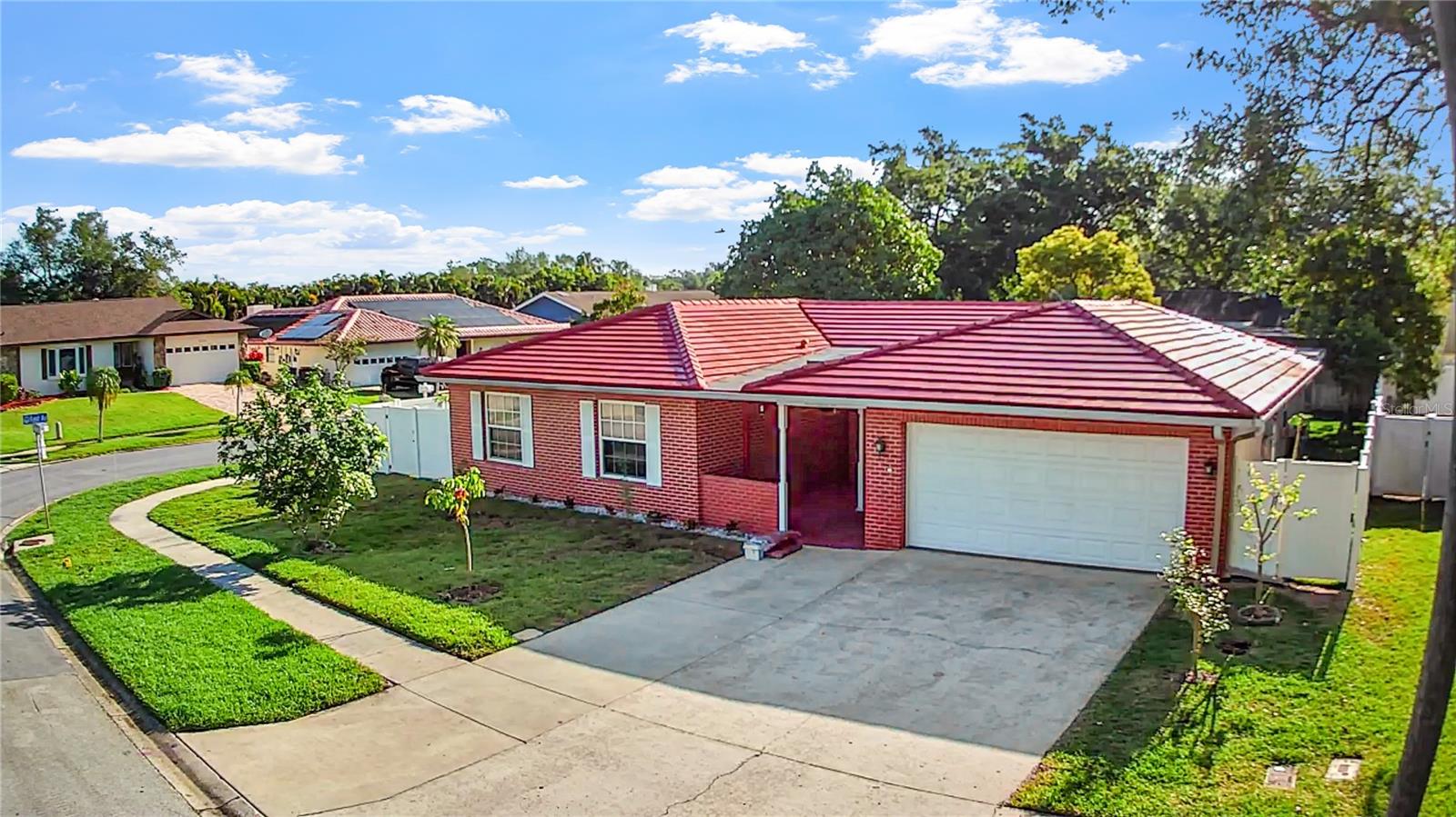 1929 Valencia Way photo 1