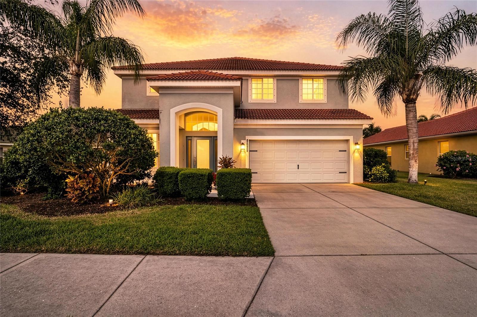 9035 Willowbrook Cir photo 1