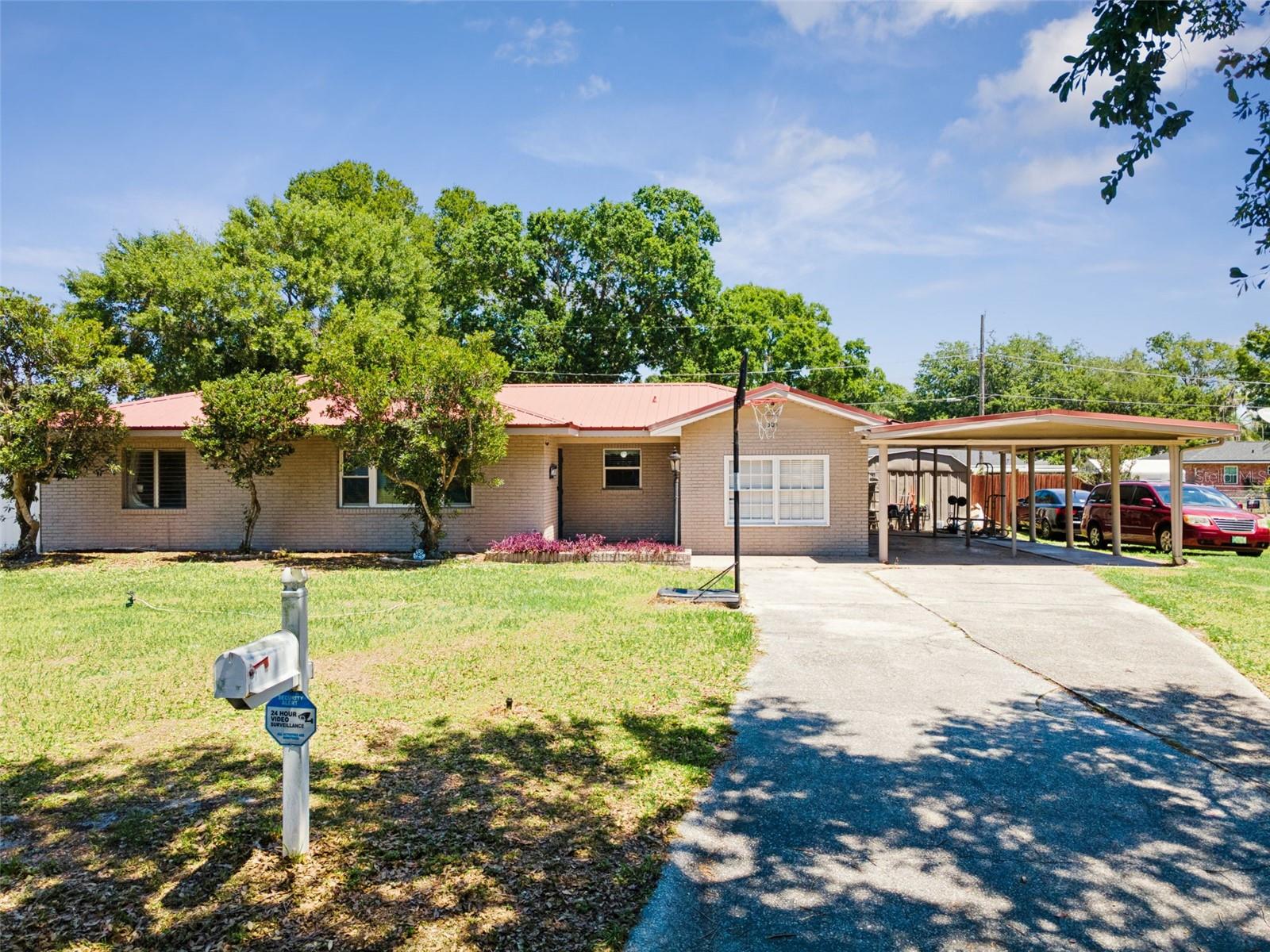 303 Granada Rd