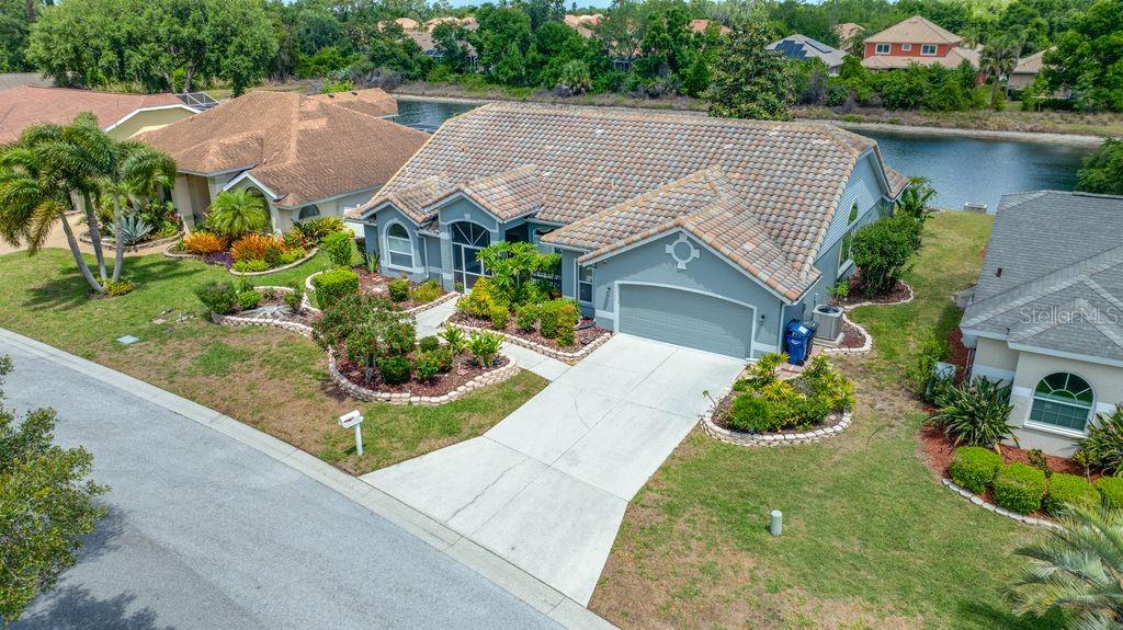 5321 Gardens Dr photo 1