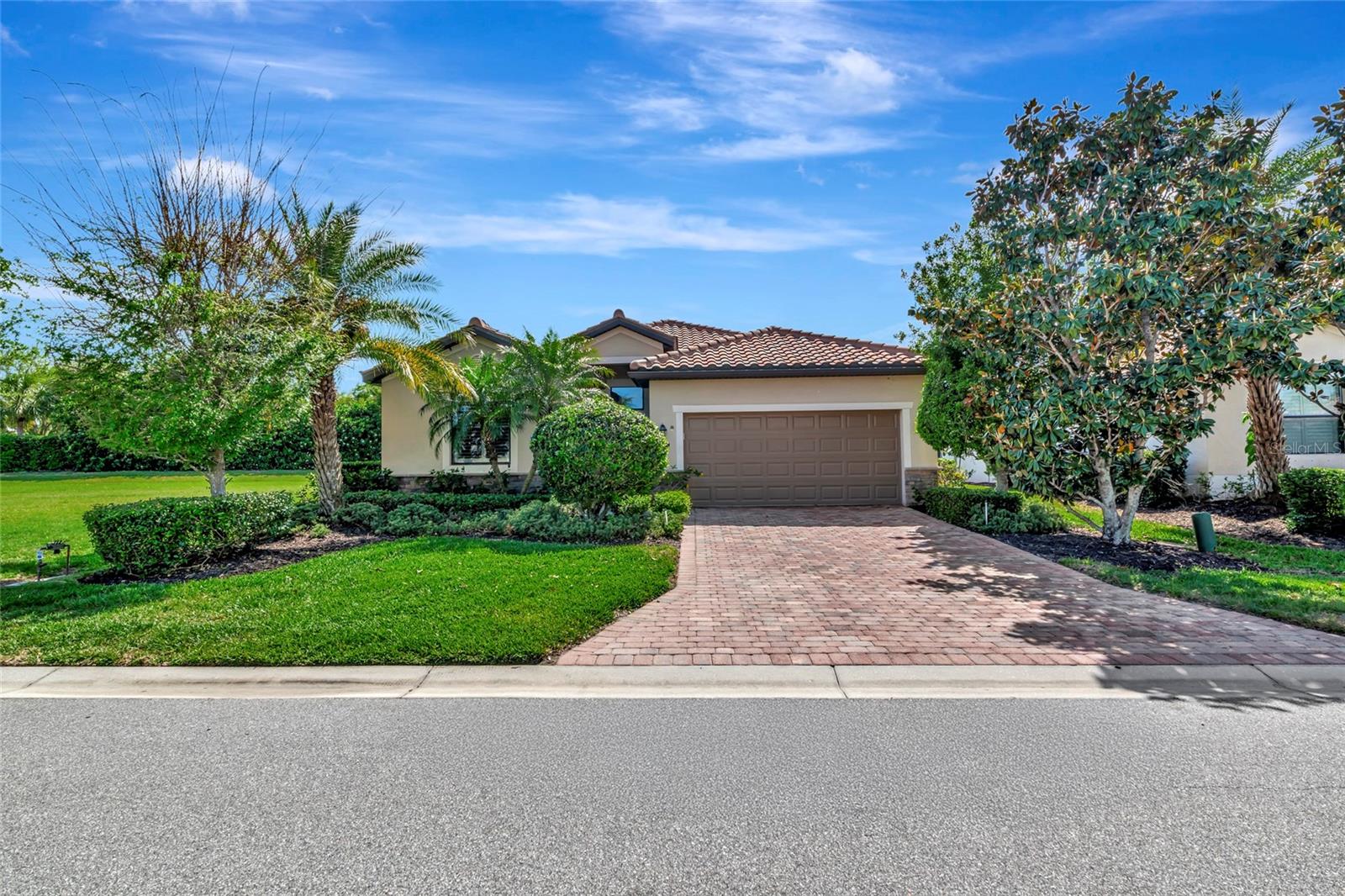 157 Wandering Wetlands Cir photo 1