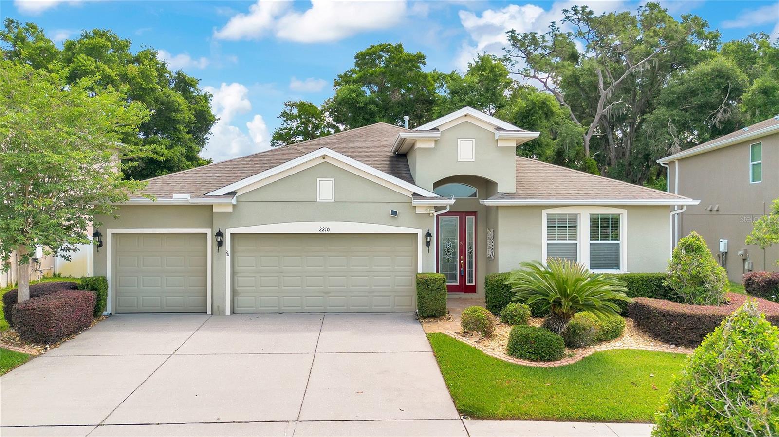2210 Valterra Vista Way photo 1