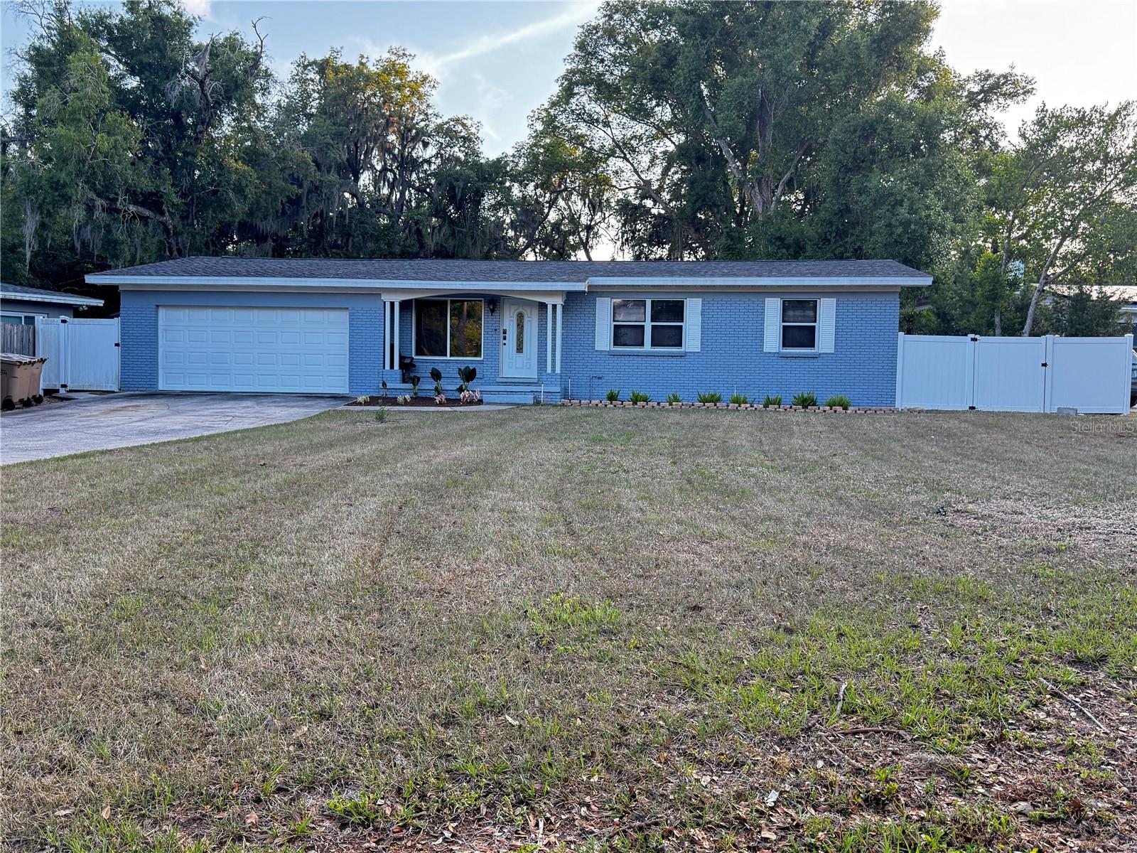 309 Belle Claire Pl photo 1