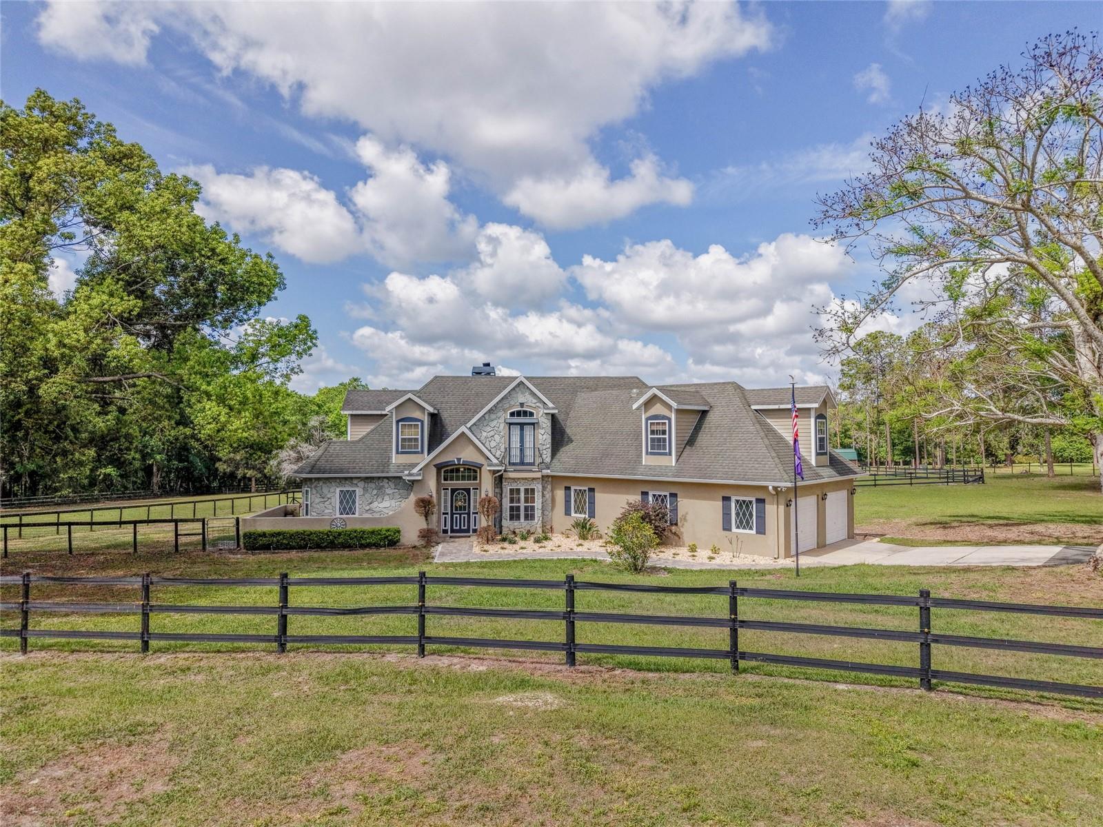 32640 Blueberry Hill Way photo 1