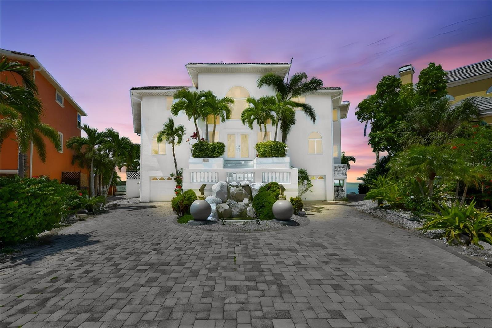 1021 Symphony Isles Blvd photo 1