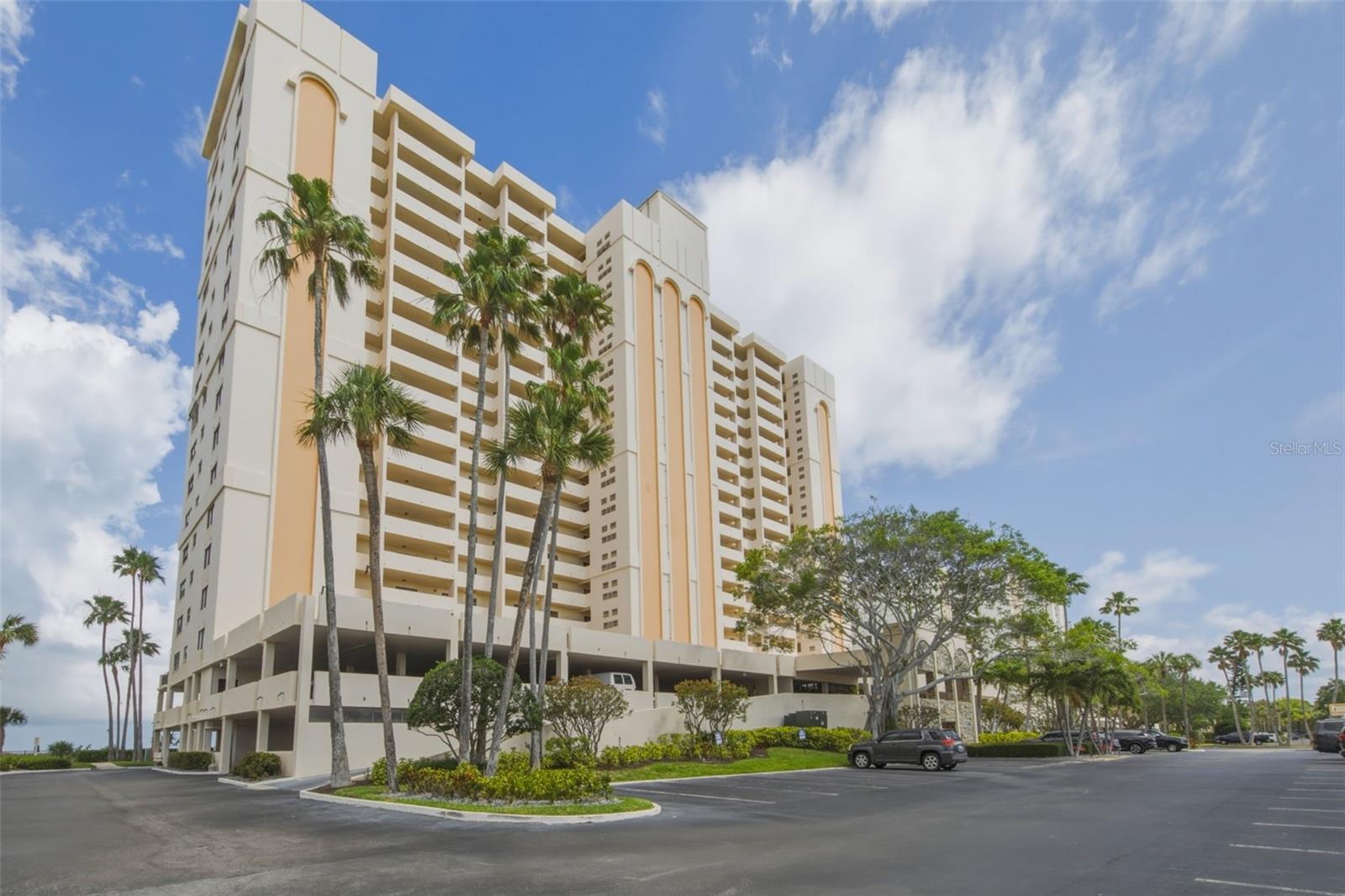 1270 Gulf Blvd #1202 photo 1