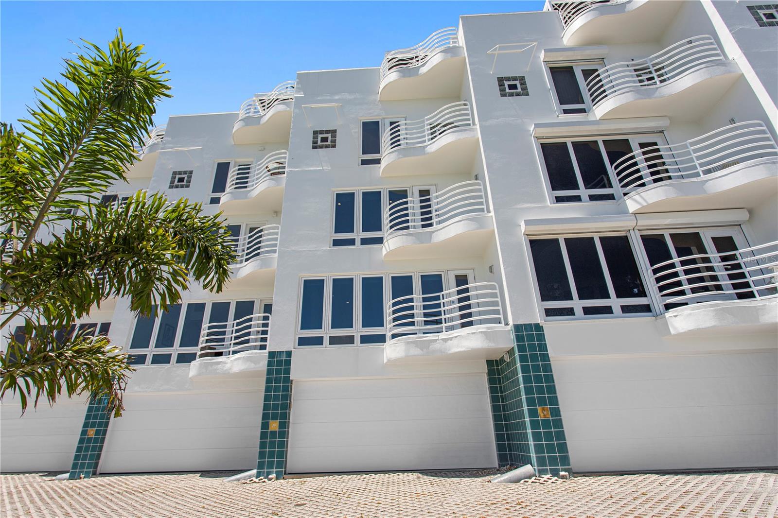 4950 Bayshore Blvd #25D photo 1