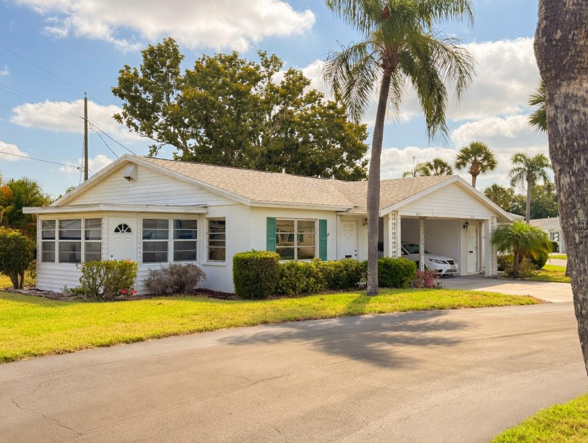 2225 Orange Blossom Ln