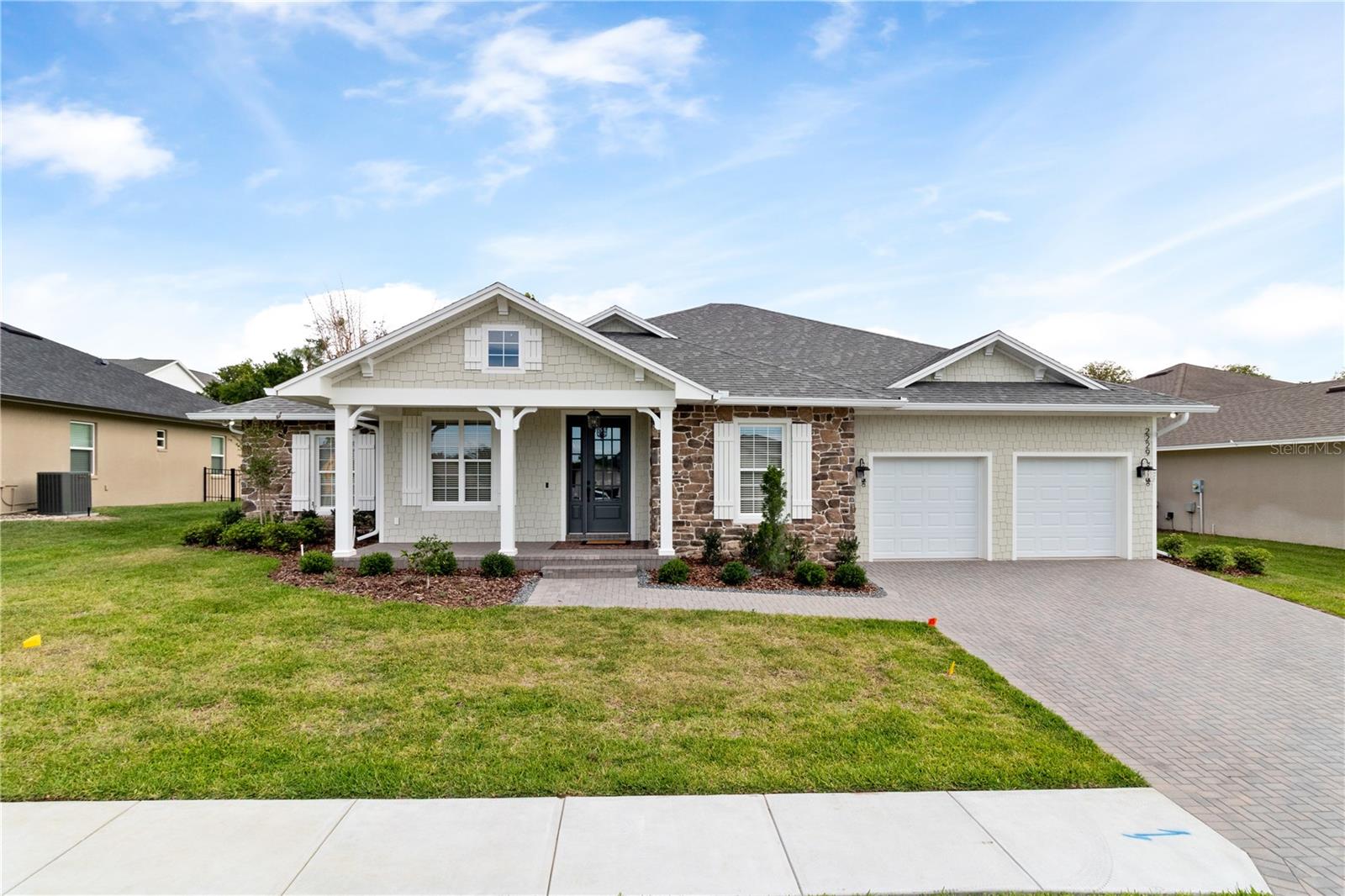 2229 Coachman Loop photo 1