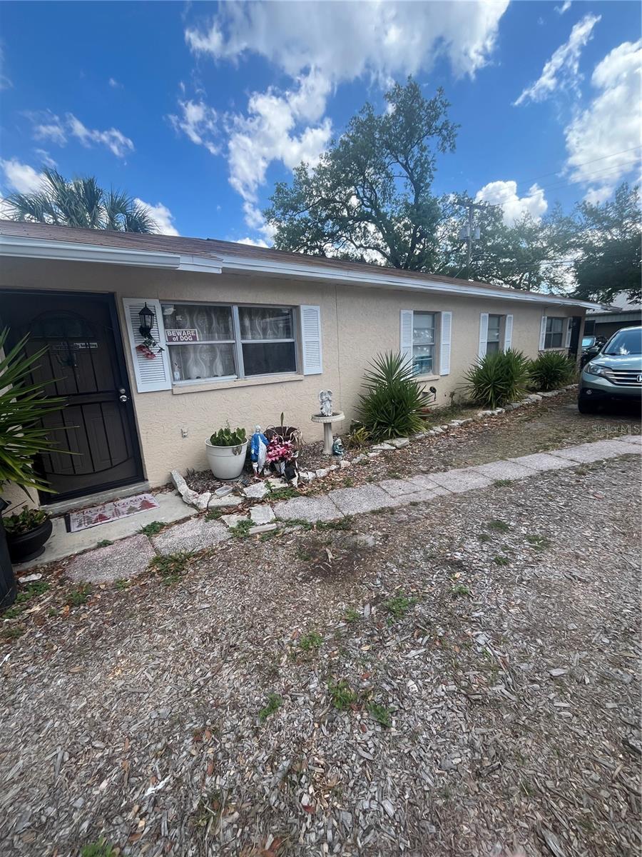 8604 N Branch Ave photo 1