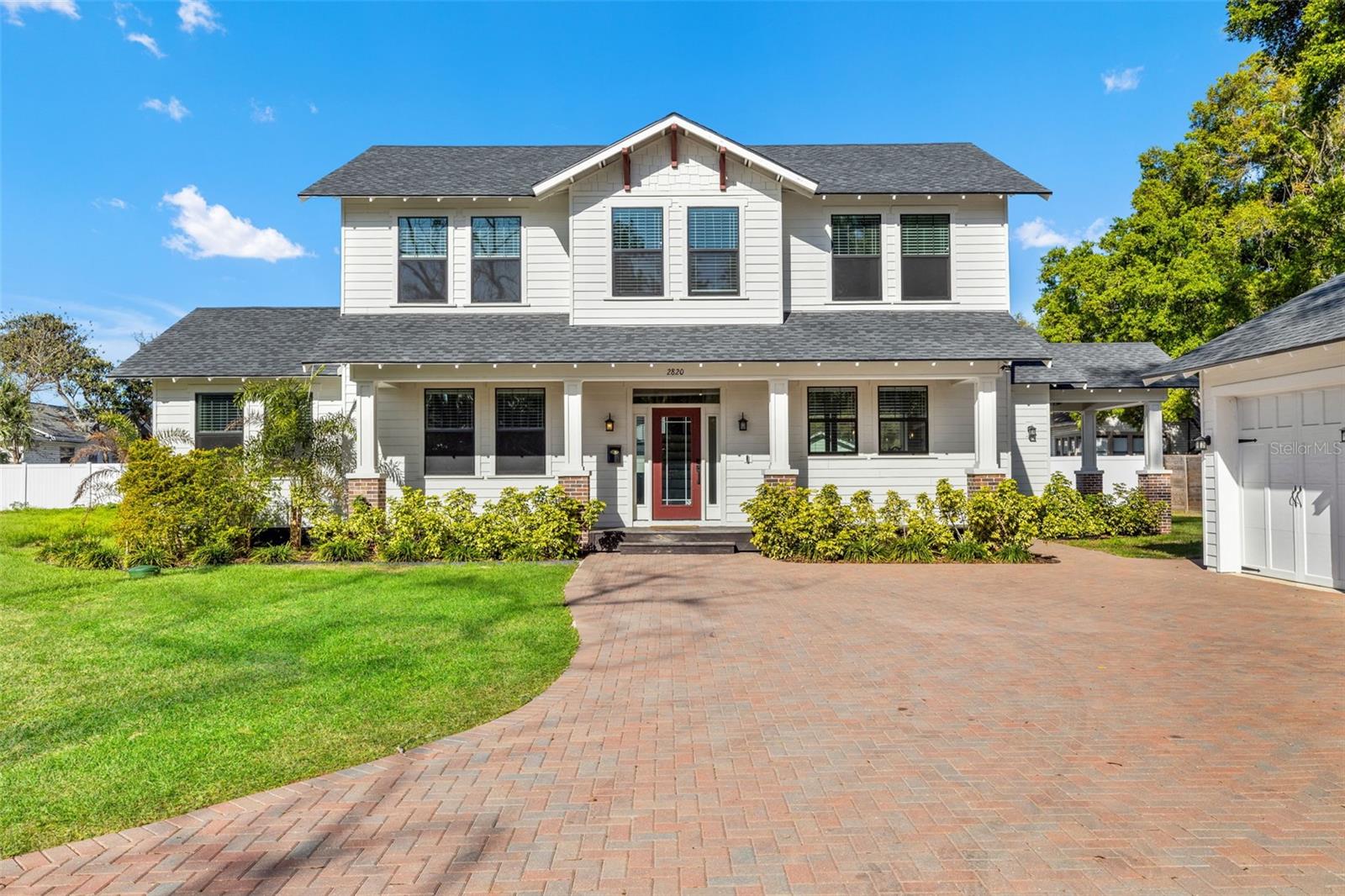 2820 N Central CT
