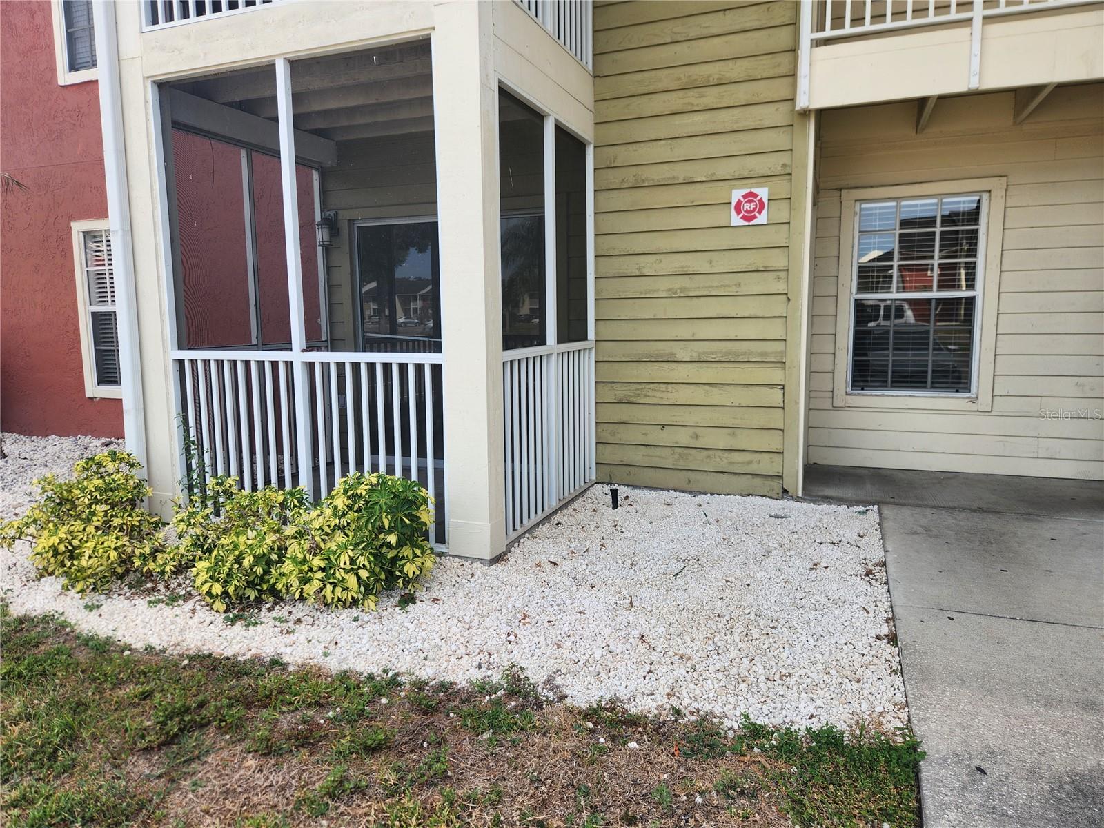 803 Lake Haven Sq #101 photo 1