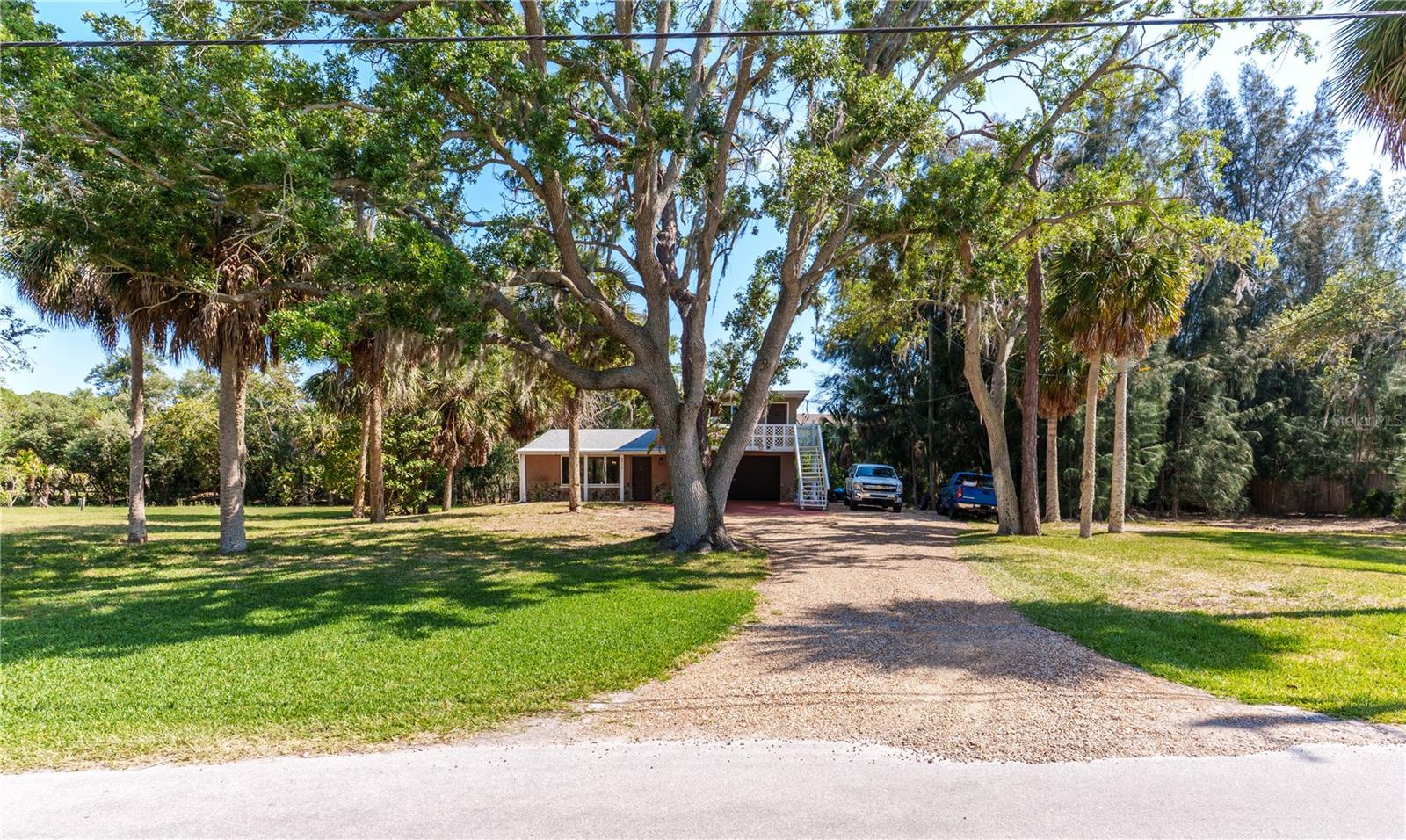 4910 Limestone Dr photo 1