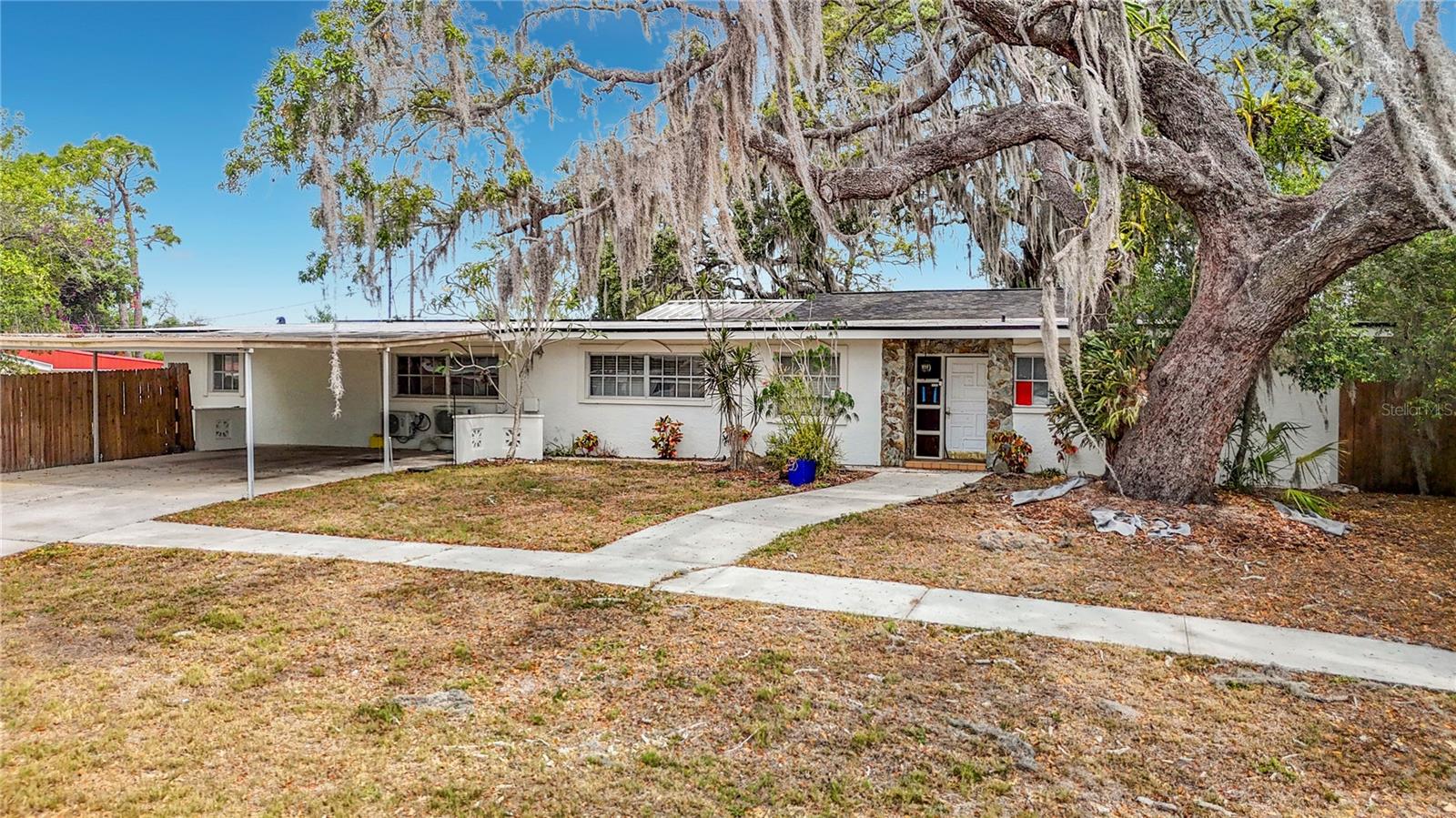 5433 Front Dr