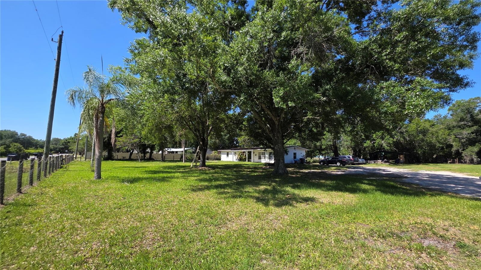 1808 Zipperer Rd photo 1