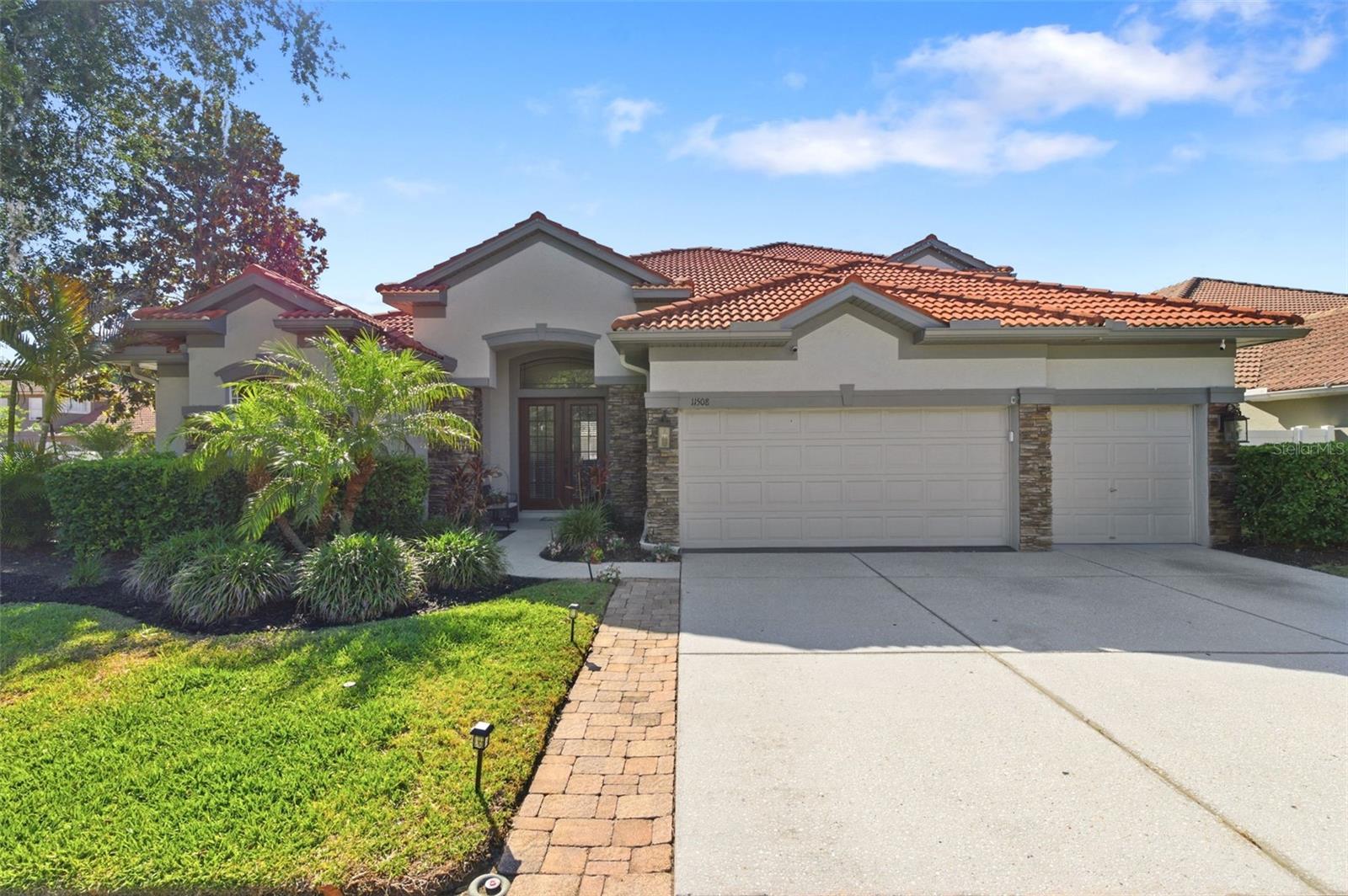 11508 Oyster Bay Cir photo 1