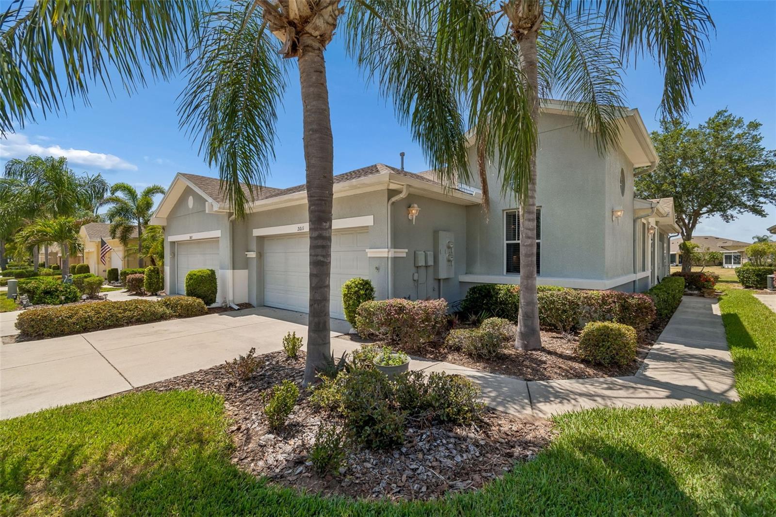 2011 Sifield Greens Way #71 photo 1