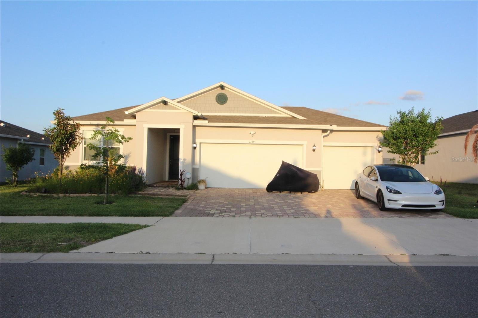 9449 Sanders Park Pl photo 1