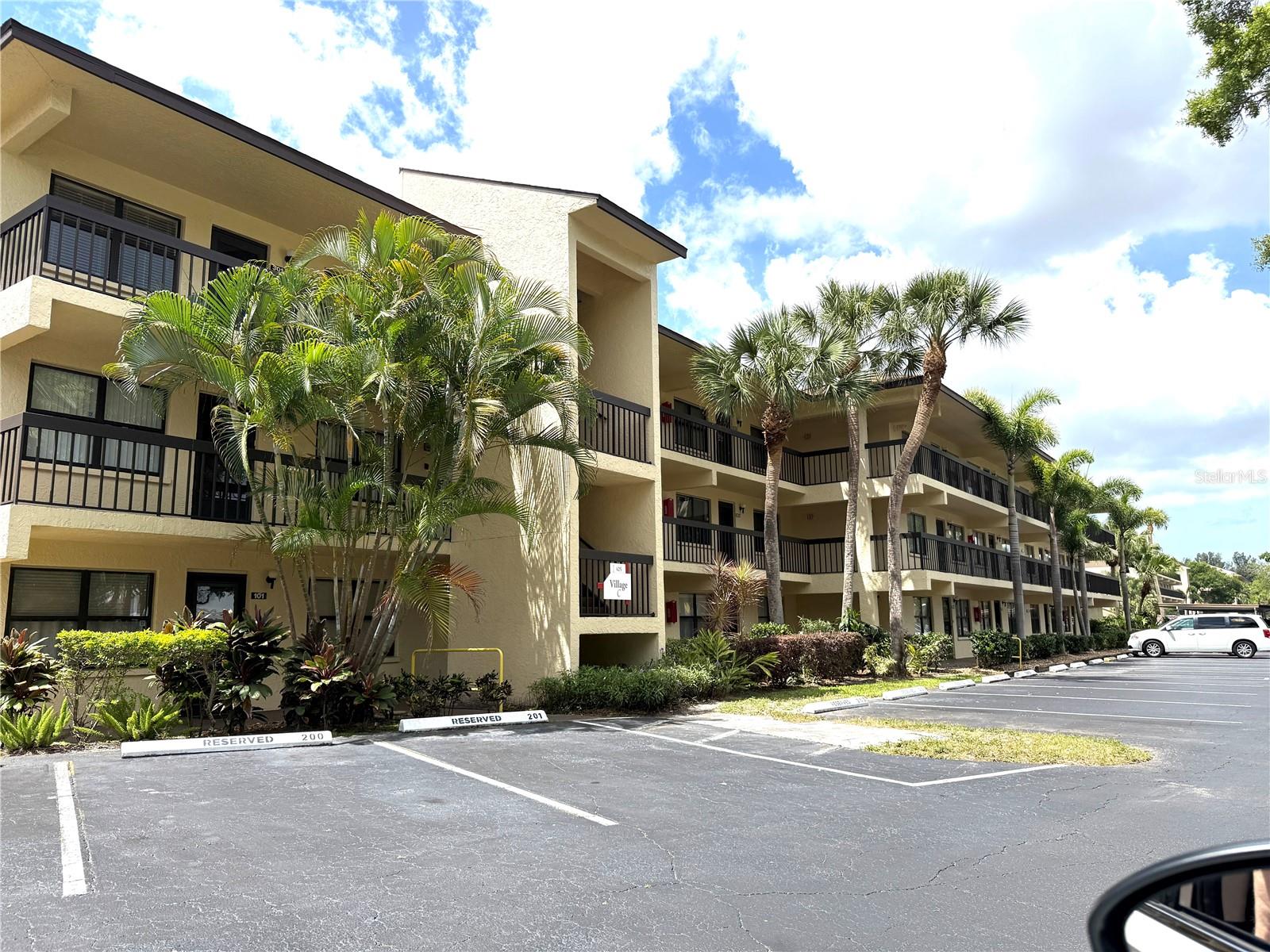 425 30th Ave W #C204 photo 1