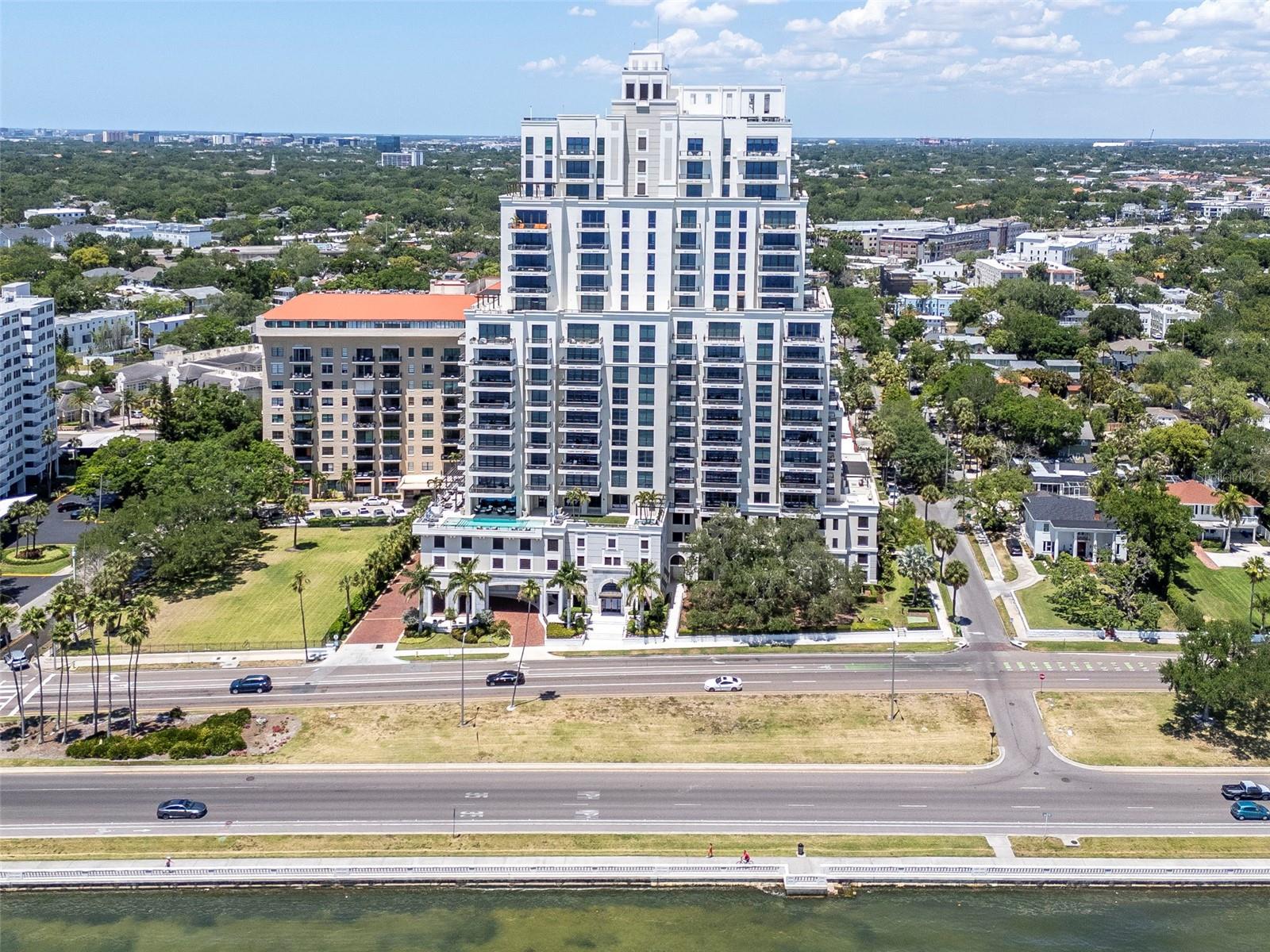 2103 Bayshore Blvd #602 photo 1