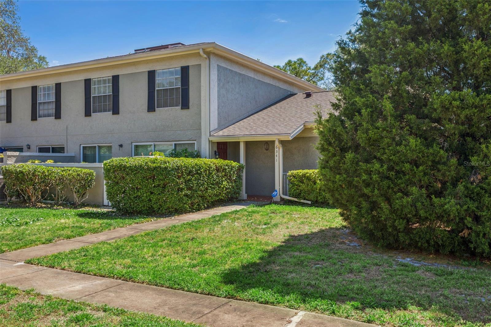 6341 Treetop Cir #6341 photo 1