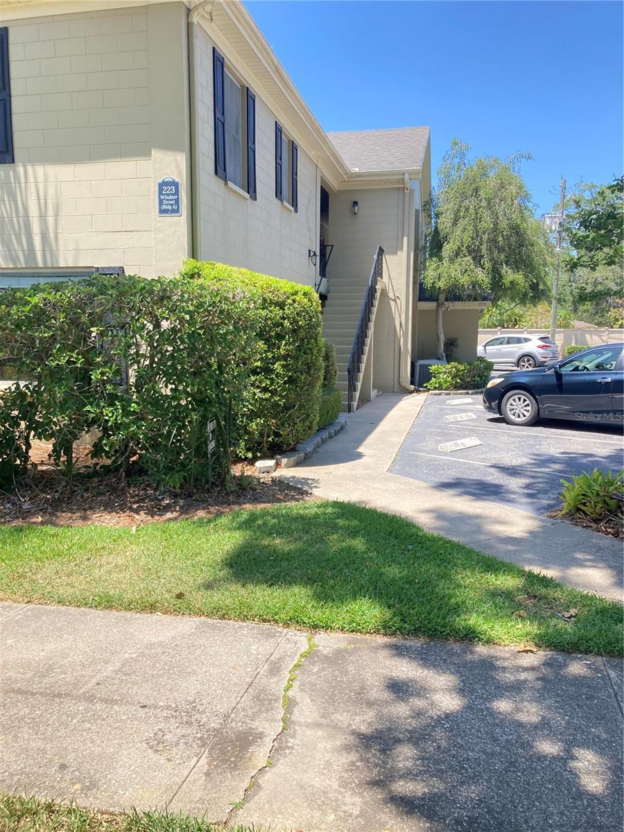 223 Windsor St #6 photo 1