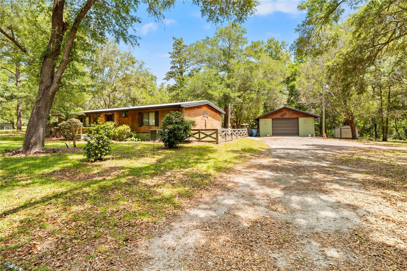 27137 Lambeth Rd photo 1